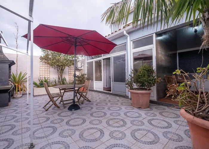 Areal De Santa Barbara Sea View Bed & Breakfast